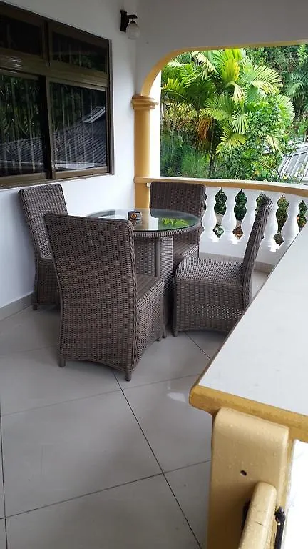 Pascalo Villa Apartment Takamaka