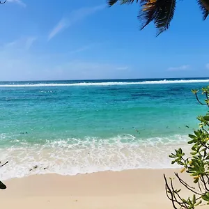 D'anse Forbans Selfcatering Takamaka