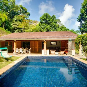 Cote Sud - Unique Villa & Bungalows Intendance Road Такамака