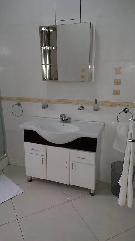 Pascalo Villa Apartment Takamaka